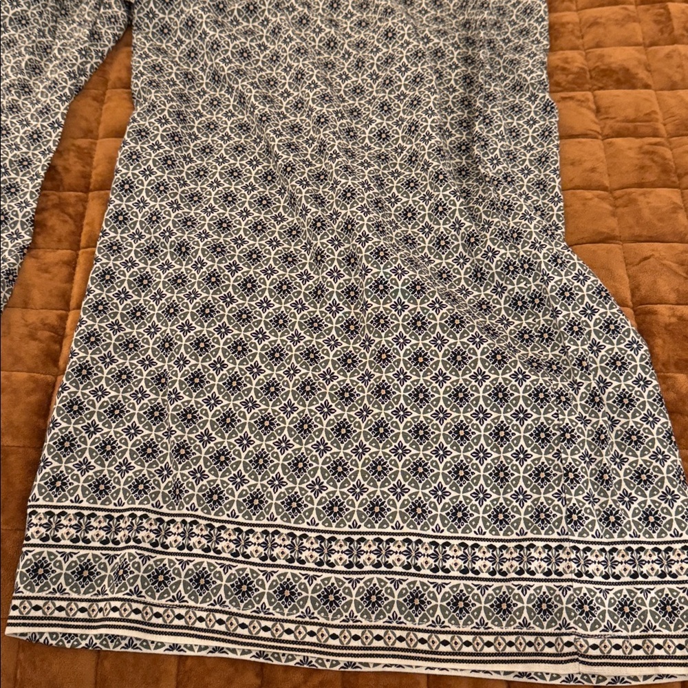 Max Studio Wide Leg Patterned Pants - image 6